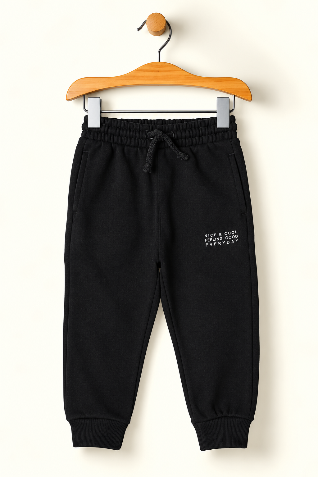 BLACK FEELING GOOD PRINT JOGGER PANTS TROUSER FOR WINTERS Main image