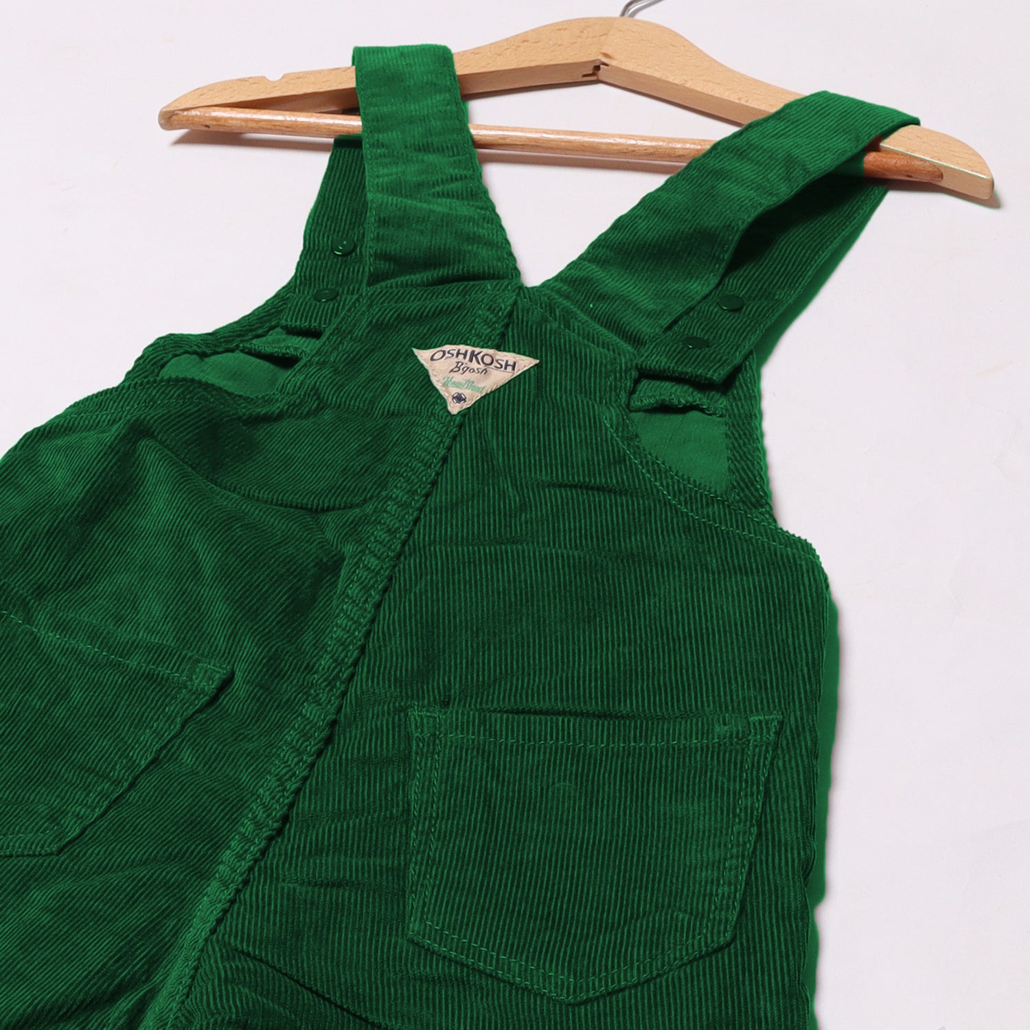 DARK GREEN COURDRY FABRIC WITH FRONT POCKET DANGREE FOR UNISEX