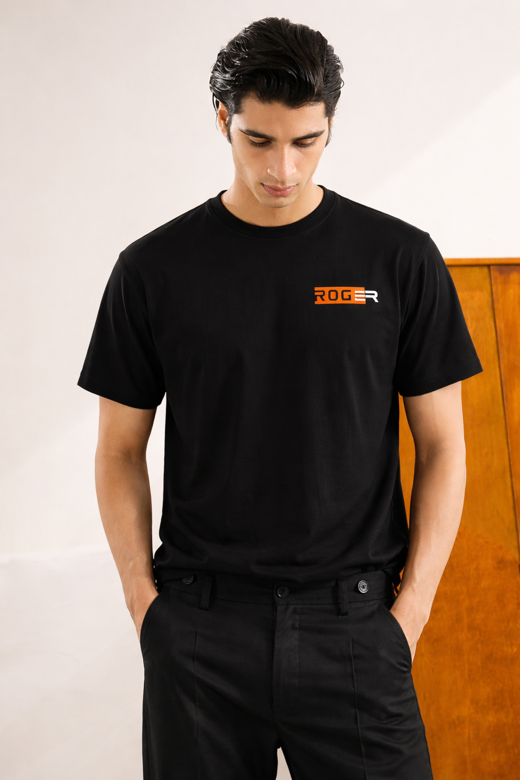BLACK "ROGER" PRINT T-SHIRT FOR MEN Secondary image