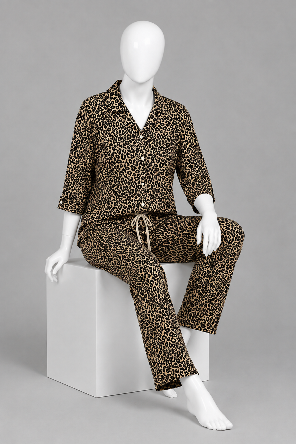 Cheetah Print Co-ord Ribbed Fabric Suit For Women Secondary image