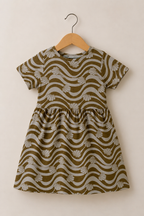 GREY WITH LINES & SHELL PRINTED FROCK