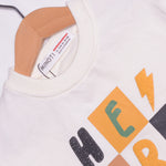 Load image into Gallery viewer, CREAM &quot;HERO&quot; PRINT TERRY FABRIC SWEATSHIRT
