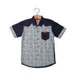 Load image into Gallery viewer, BLUE &amp; SEA GREEN FLOWERS PRINT HALF SLEEVES SINGLE POCKET SHIRT
