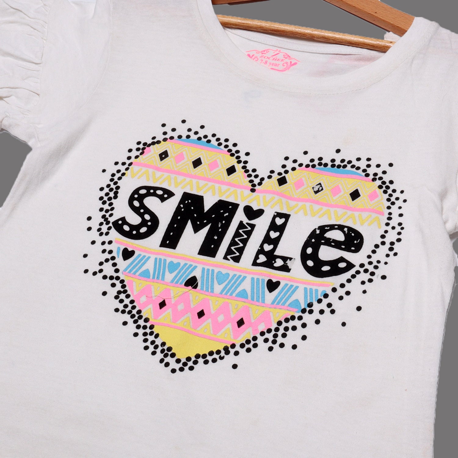 WHITE HEART SMILE PRINTED T-SHIRT FOR GIRLS