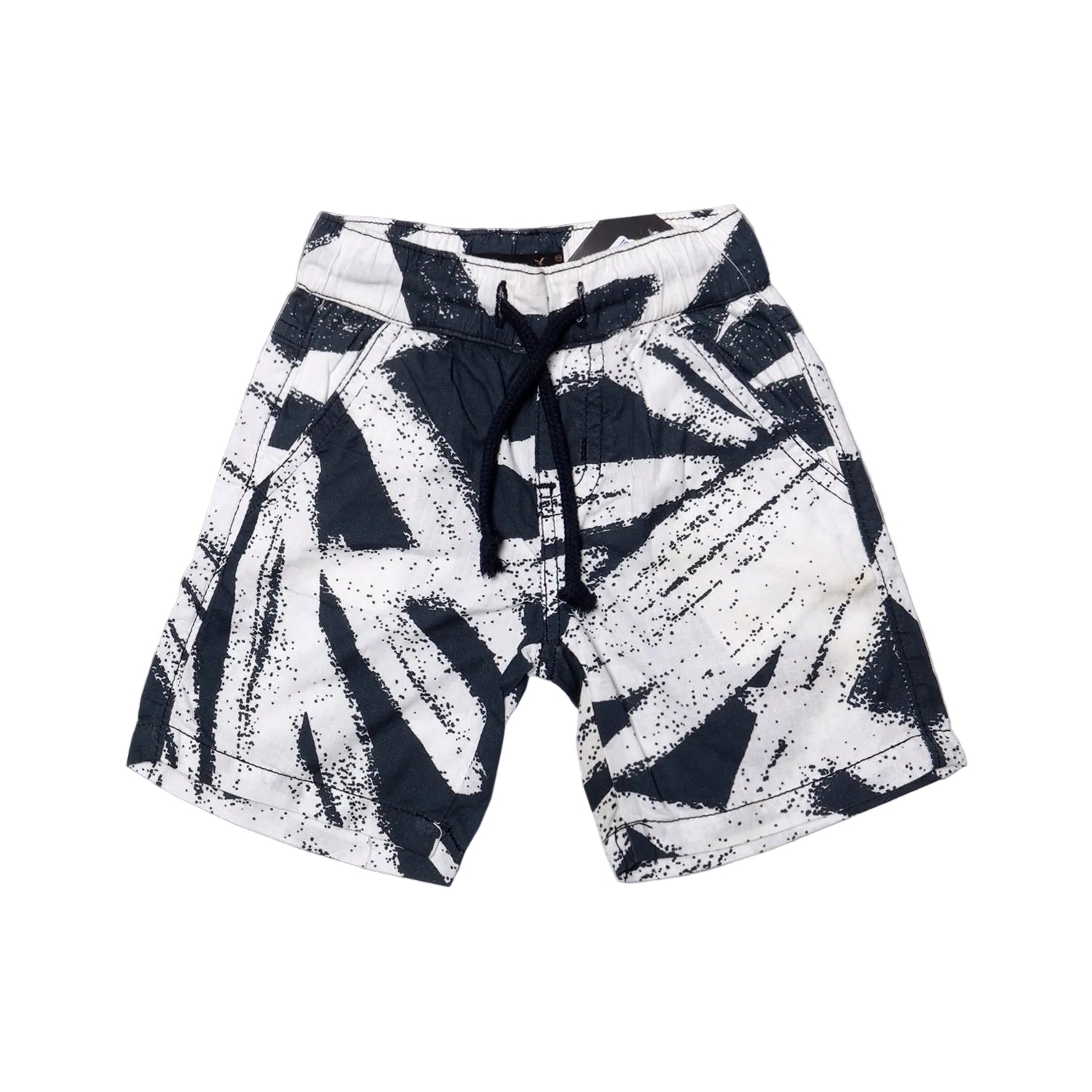 WHITE WITH BLUE PATTERN COTTON SHORT FOR BOYS Main image
