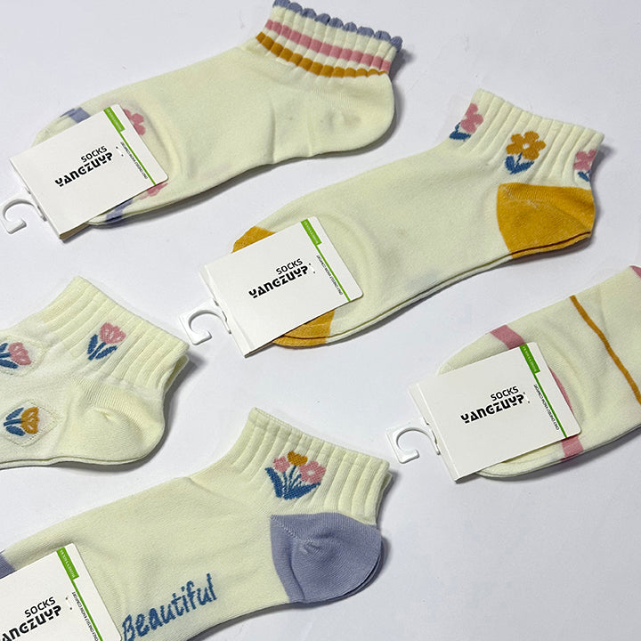 Pack Of 2 Premium Quality Socks For Women Secondary image