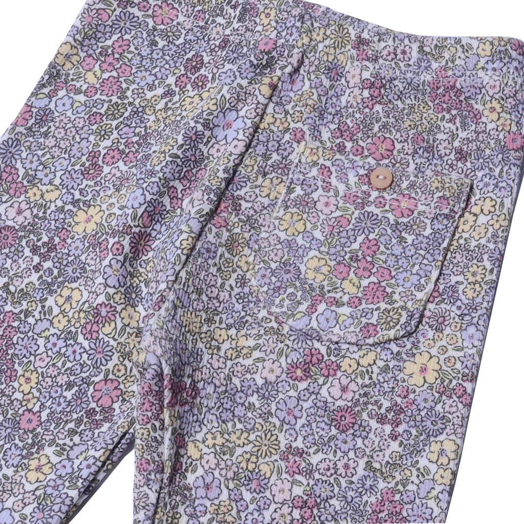WHITE FLOWERS PRINTED RIBBED FABRIC BACK POCKET PAJAMA