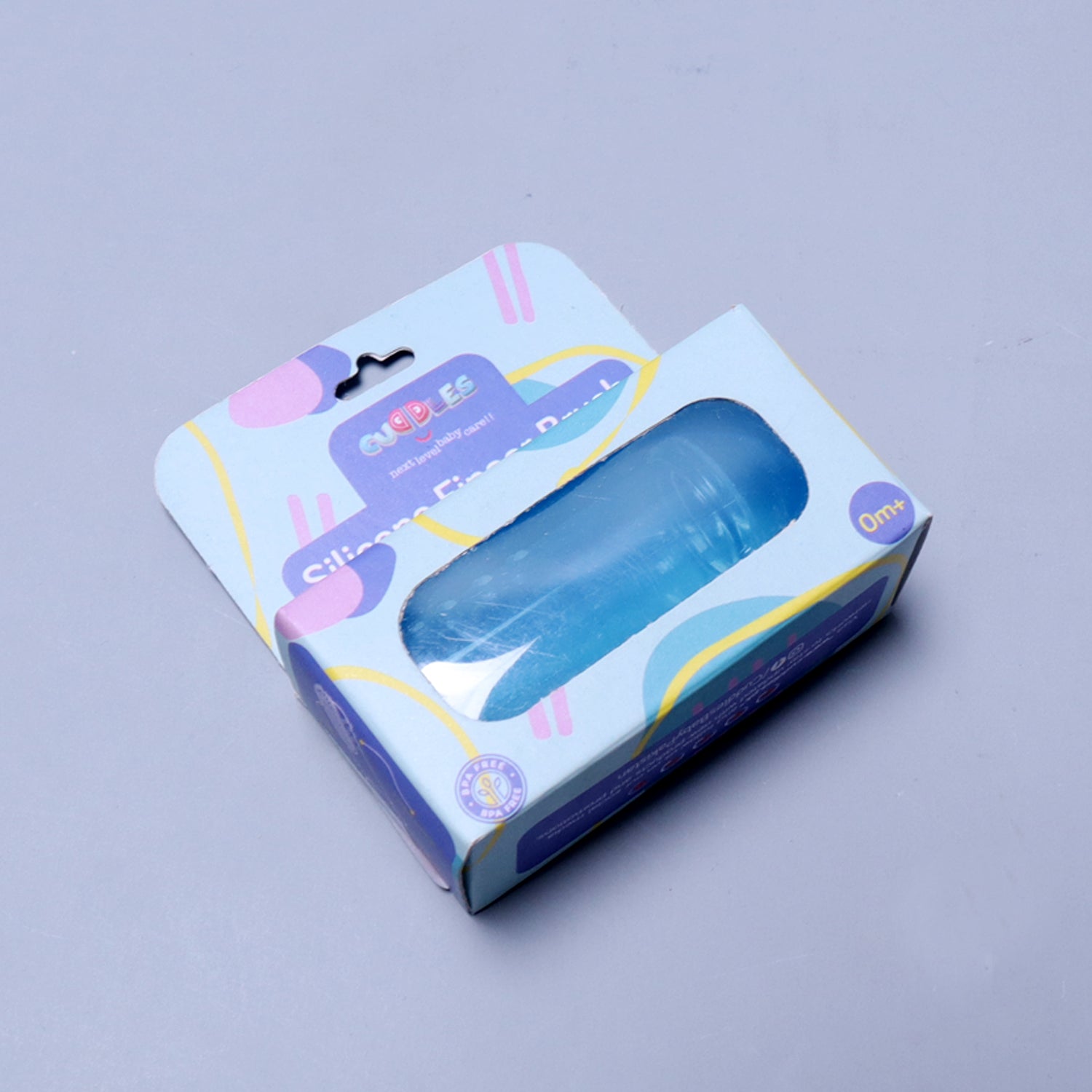 CUDDLES BABY BLUE COLOR SLICONE FINGER BRUSH WITH PROTECTIVE COVER Secondary image