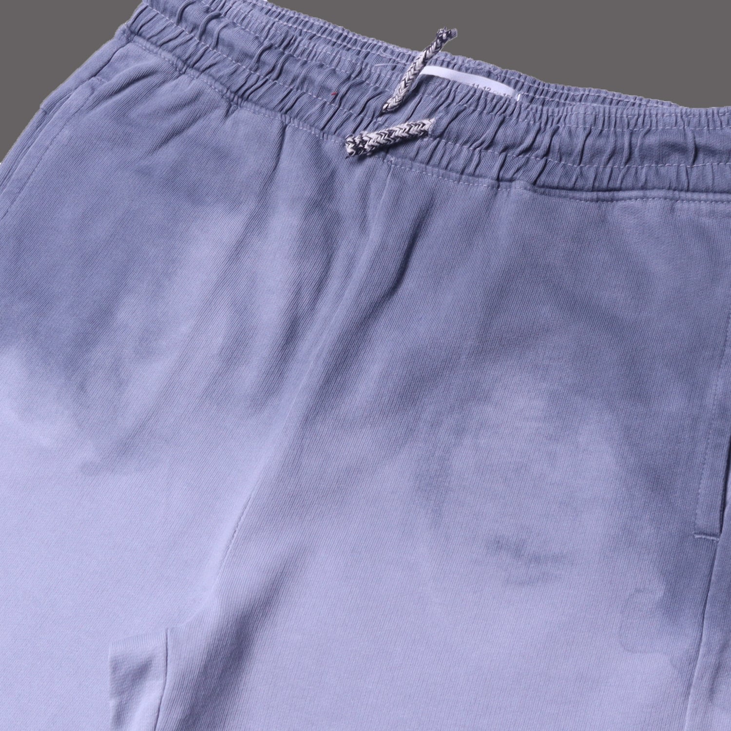 DOUBLE SHADED COLOR DOUBLE POCKETS SHORTS FOR BOYS Secondary image