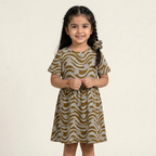 GREY WITH LINES & SHELL PRINTED FROCK