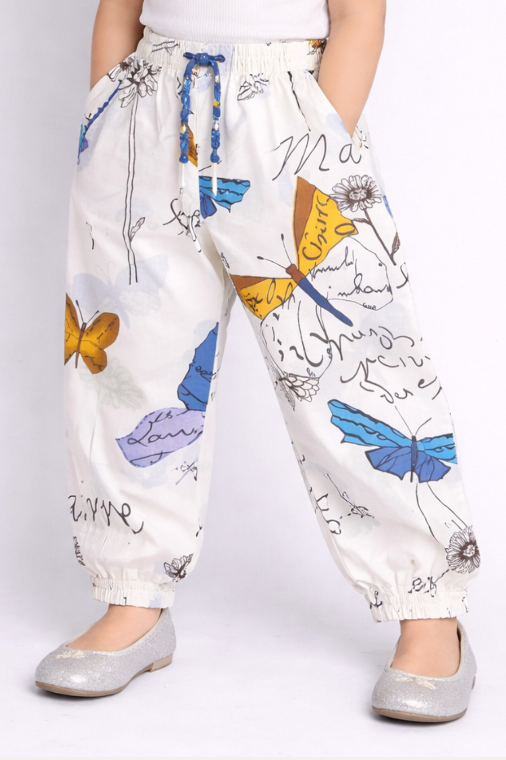 WHITE WITH BIG BUTTERFLIES PRINTED FRIL POCKETS PAJAMA FOR GIRLS Main image