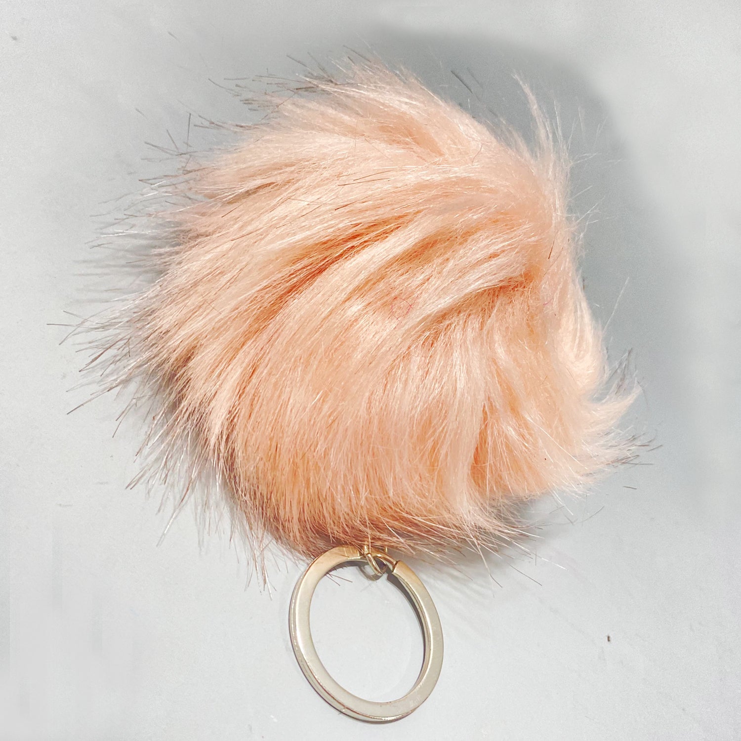 BABY PINK FUR ROUND KEY CHAIN Main image