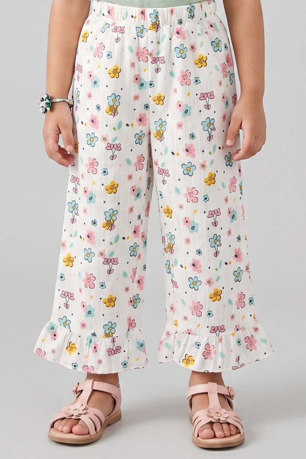White Flowers Print Flapper For Girls Main image