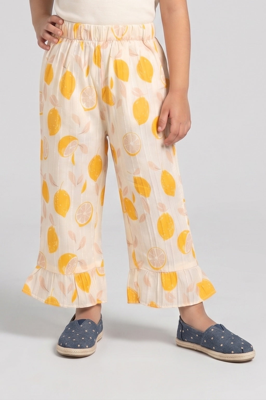 Yellow Lemon Print Flapper For Girls Secondary image