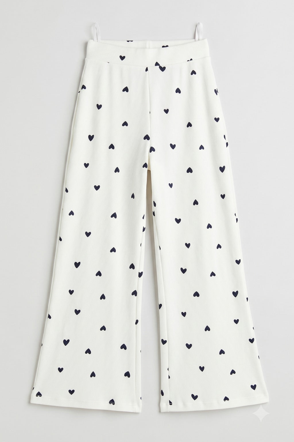 White Hearts Print Ribbed Fabric Flapper