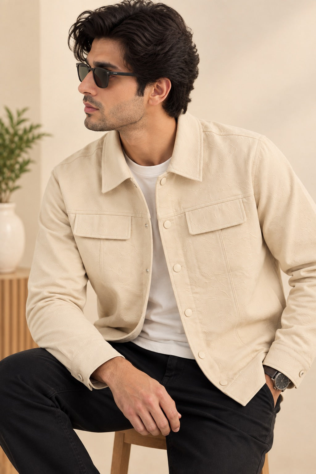 Beige Double Pocket Jacket Secondary image