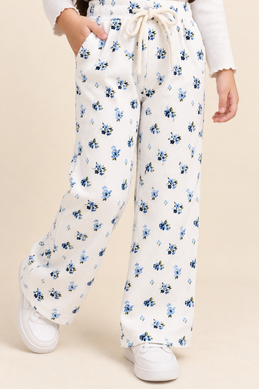 White Flowers Ribloom Fabric Flapper