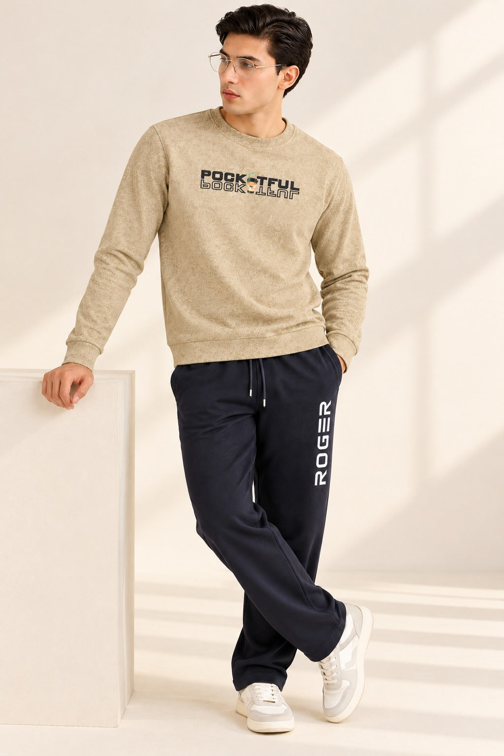 Cream Pocketful Jackard Fleece Sweatshirt