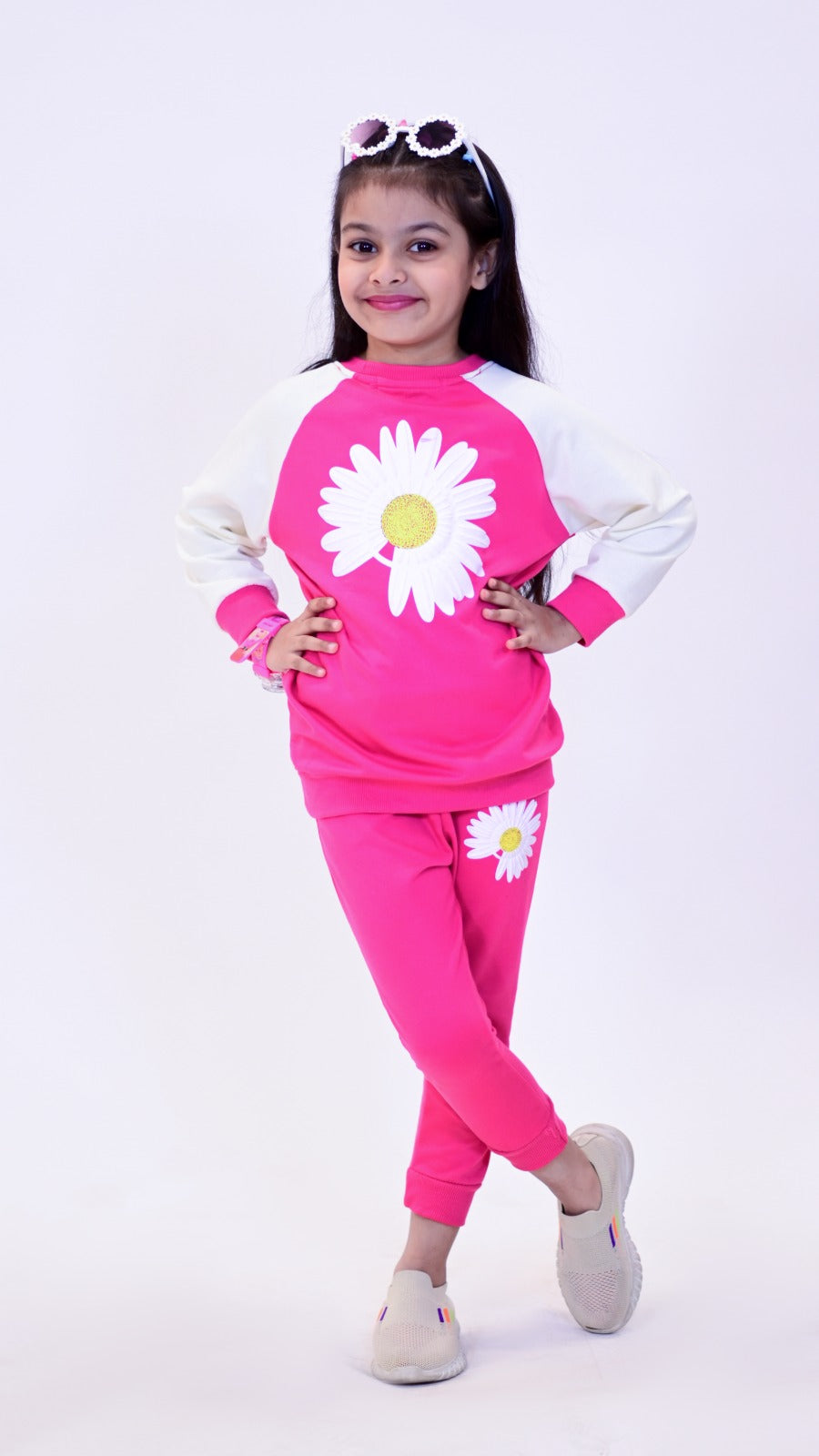 PINK & CREAM "SUNFLOWER SMELLS" PRINT TERRY FABRIC SUIT FOR WINTERS Secondary image