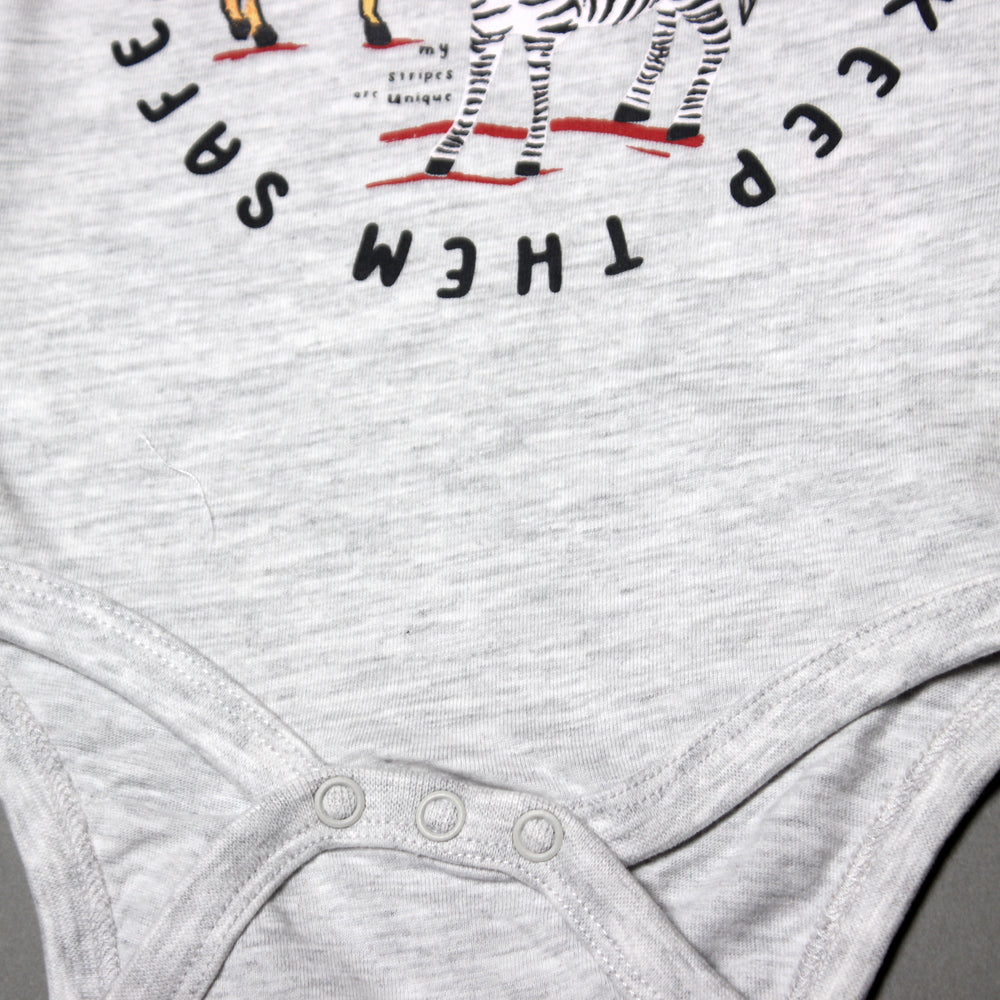 NEW GREY LOVE OUR ANIMALS PRINTED ROMPER FOR BOYS