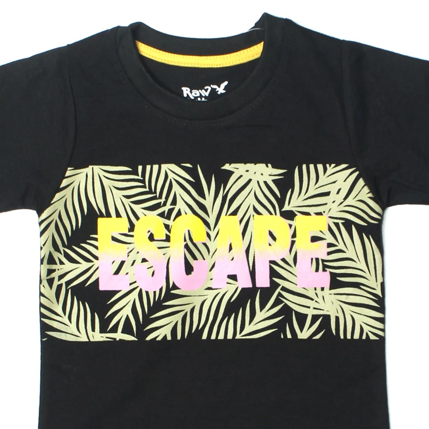 Black Escape Printed T-shirt Secondary image
