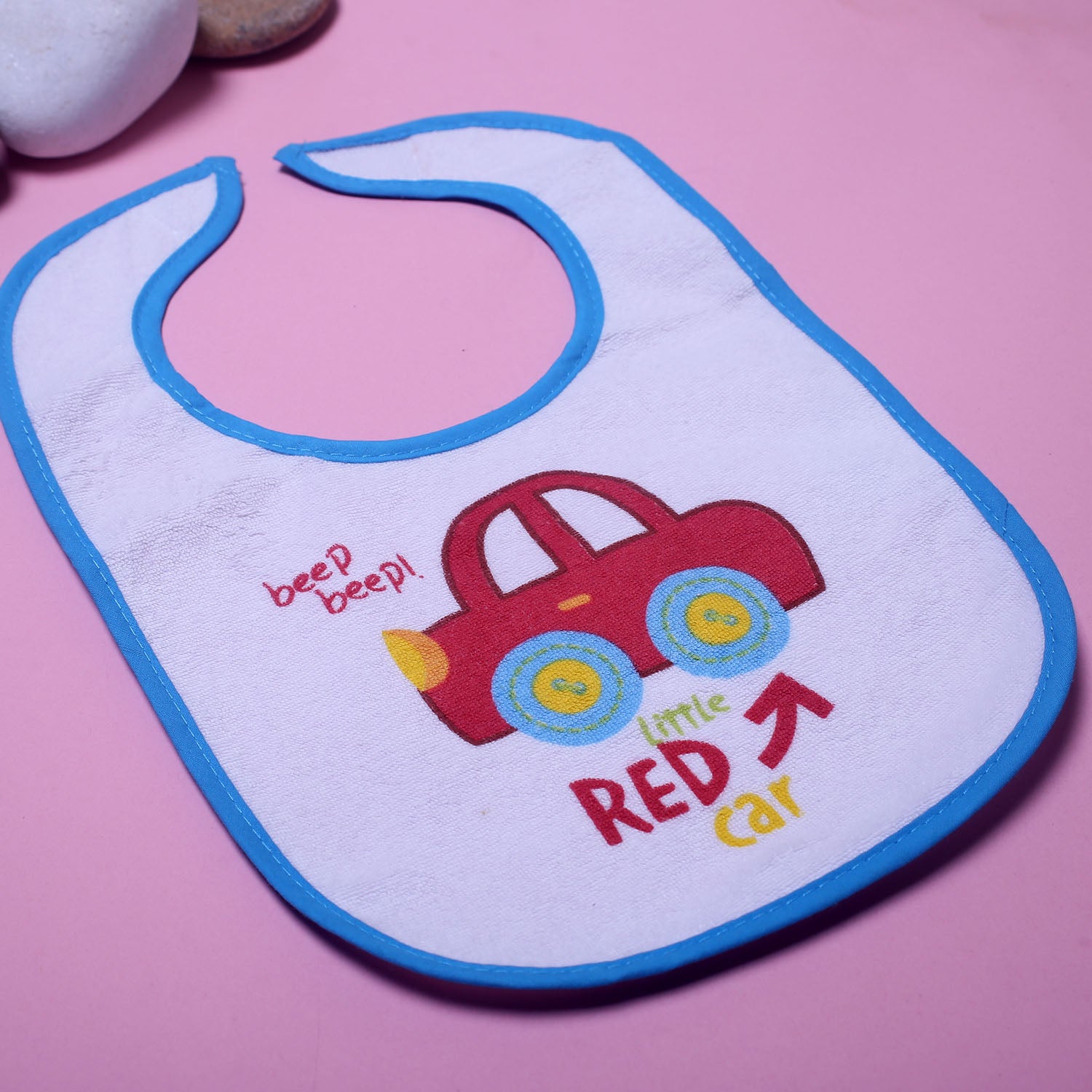 NEW WHITE LITTLE RED CAR BEEP BEEP PRINTED BIB FOR BABIES Secondary image