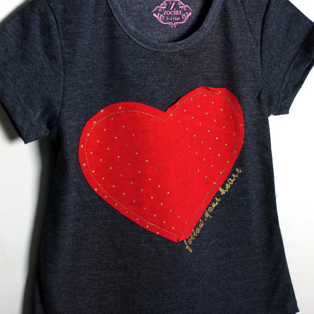 GREY RED HEART T-SHIRT